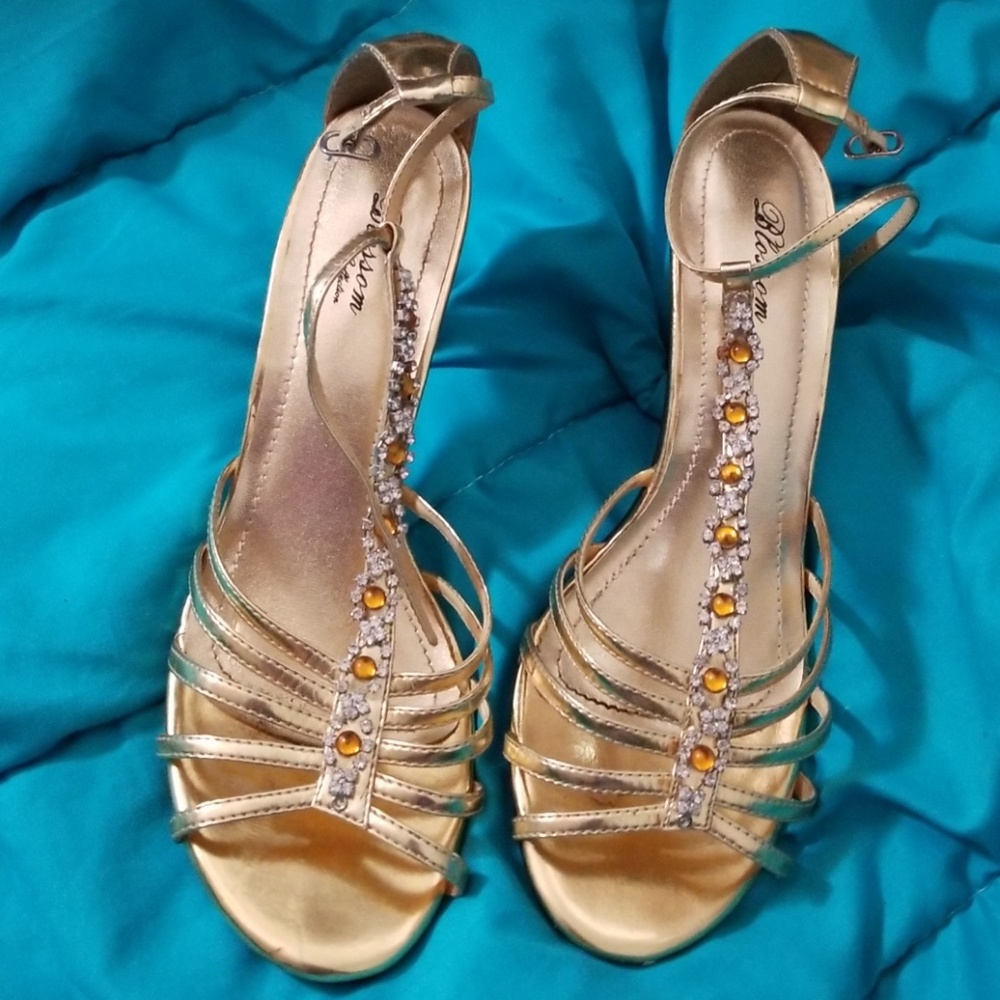 Womens Gold Heel With Rhinestones